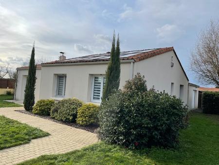 vente maison à saint-hilaire-de-clisson (44190) : à vendre / 98m² saint-hilaire-de-clisson