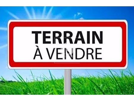 vente terrain à batir 695 m²