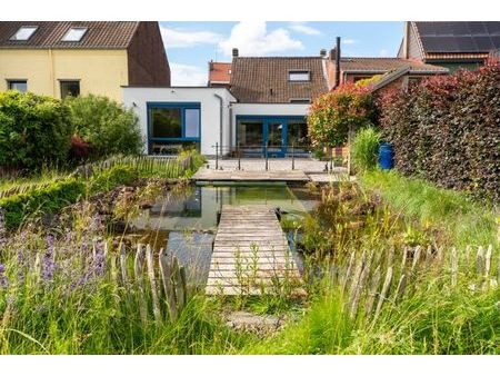 charmante maison avec piscine et poss. prof. libérale!