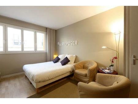 (disponible 1-24 mois) appartement confortable dans le marais