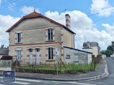 vente maison à saumur (49400) : à vendre / 70m² saumur