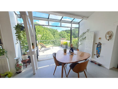 appartement de 3 pièces avec terrasses et jardinet