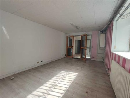 location commerce migne auxances 190 m²