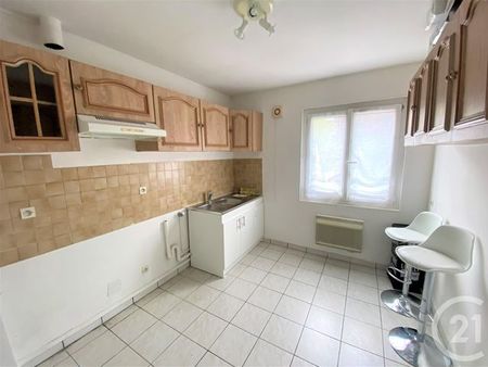 appartement f2 à louer - 2 pièces - 32 97 m2 - clermont - 60 - picardie