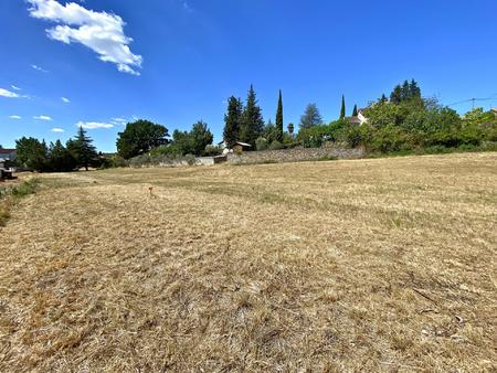 a 5 minutes d’aubenas en auto. terrain de 1245 m2.