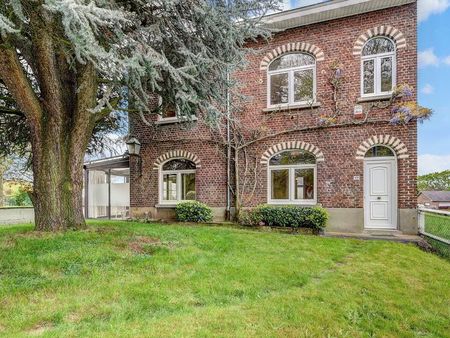 spacieuse maison de serriste  sur 1386 m²  wezembeek-oppem