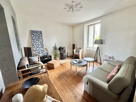 maison de 189 m² à segre