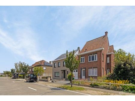 te renoveren woning te koop in deerlijk