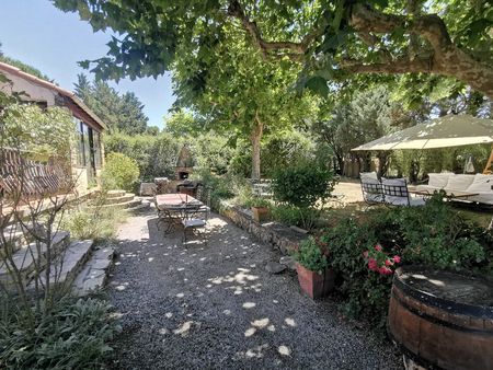 villa t5 dépendance garages piscine