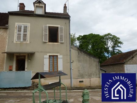 maison de village 4 pièces 70 m²