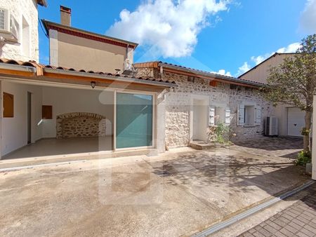 guilherand-granges  maison en pierre type 6 de 200m²