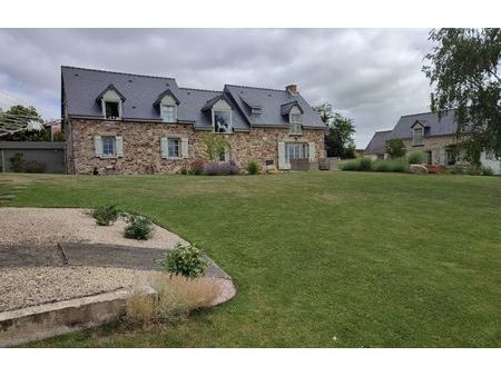 vente maison 8 pièces 220 m² jugon-les-lacs (22270)