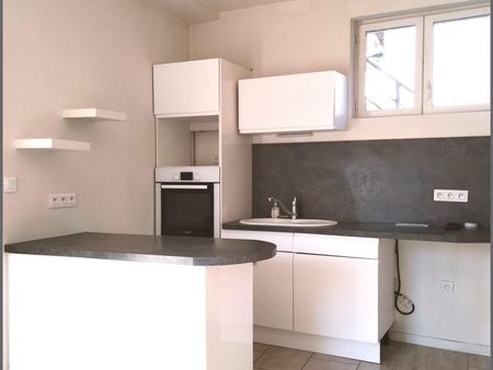 propriété 3 pièces 85 m²