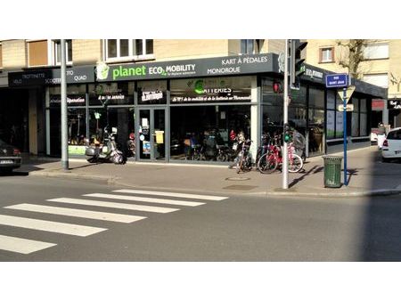 local commercial 157 m²