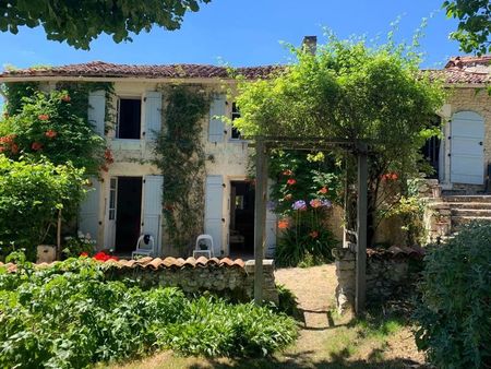 maison 220 m² aubeterre sur dronne