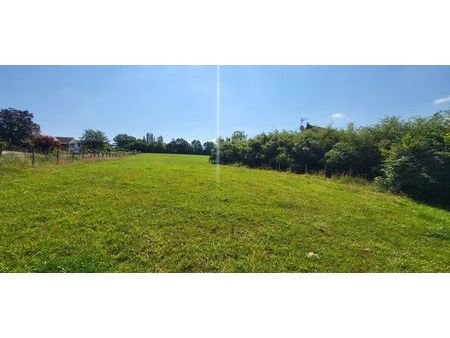 terrain 1 420 m² poligny