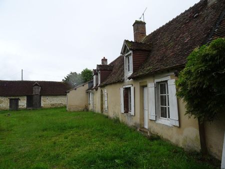 maison 180 m² moulins-sur-céphons