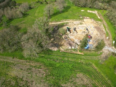 terrain de 5200m2 avec permis de construire