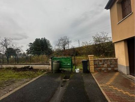 terrain constructible 904m2 à clermont ferrand