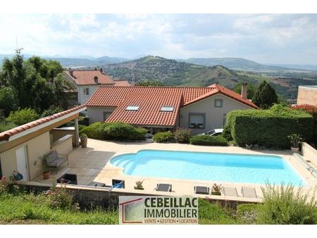 villa 5 pièces 115 m²