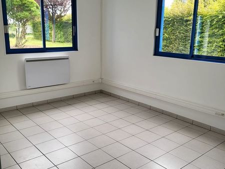 bureau 220m² à beauvais