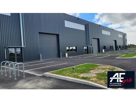 local logistique 1 480 m²