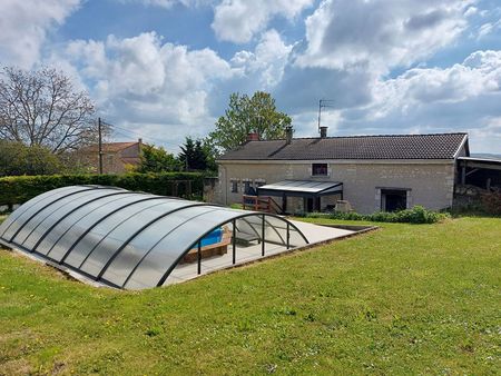 propriété 4 pièces 90 m²