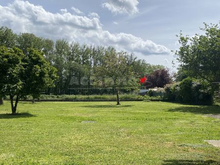 terrain 812 m² saint-sulpice-la-pointe