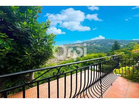 maison 3/4 chambres- magnifique vue montagnes avec apercu mer - au calme absolu