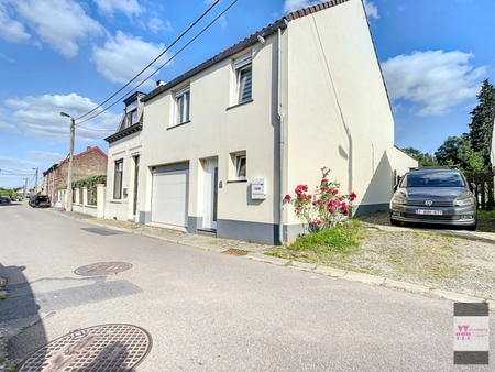 huis te koop in lessen met 3 slaapkamers