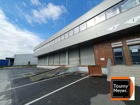 location d'entrepôt de 2 175 m² à bruges - 33520