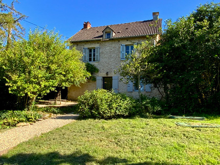 ancienne ferme périgourdine et cottage entièrement rénovés - pierres et poutres apparentes