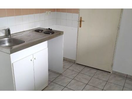 location appartement  m² t-1 à beuzeville  440 €