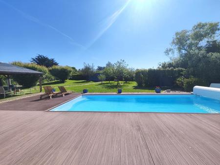 vente maison piscine à saint-michel-en-l'herm (85580) : à vendre piscine / 163m² saint-mic