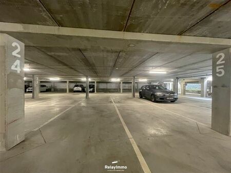 parking / garage