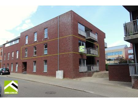 recent appartement met private parking - stadscentrum tongeren