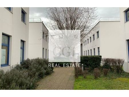 location bureau 427 m² villeurbanne (69100)