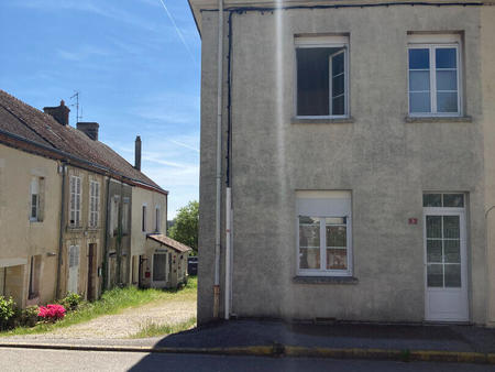 vente maison à mortagne-au-perche (61400) : à vendre / 57m² mortagne-au-perche