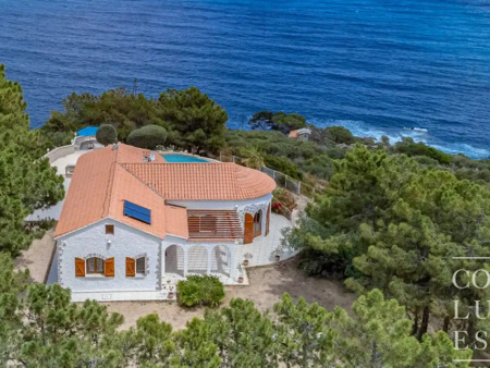 villa en bord de mer avec terrasse ajaccio (2a)