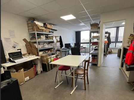 location local commercial poitiers (86000)  578€