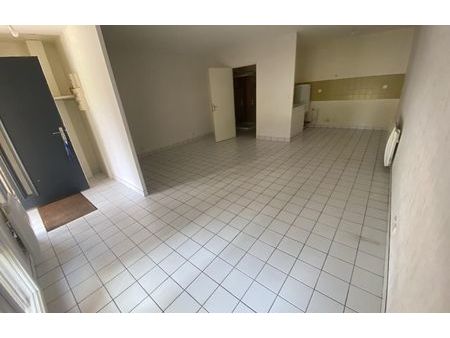 location appartement 1 pièce 36 m² vatan (36150)