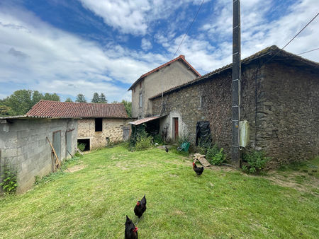 corps de ferme sur 3300m² de terrain