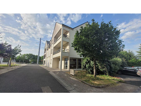 appartement -t3 - chambray les tours