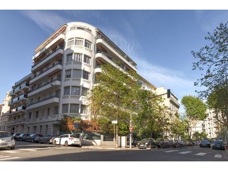 appartement de 3 pièces (82 m²) à vendre à nice