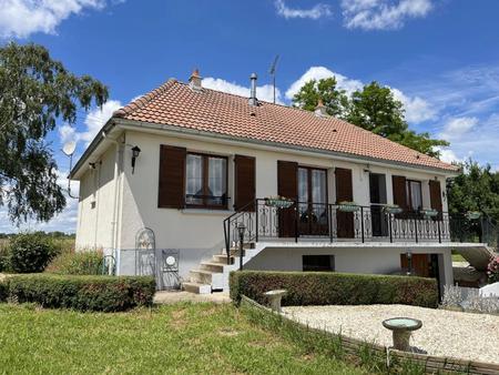 maison de campagne avec vue !