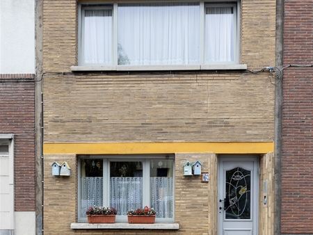 huis te koop in borgerhout met 2 slaapkamers