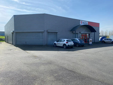 vente bureaux et commerces à flers (61100) : à vendre / 330m² flers