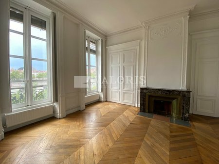 location de bureau de 222 m² à lyon 6 - 69006