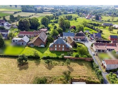 propriété sur 2 ha en france hon hergies + terrain à batir