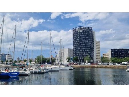 place de parking secteur des docks-gare